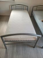 Metallbett mit passender Matratze 2 Meter x 90 Zentimeter Baden-Württemberg - Pforzheim Vorschau