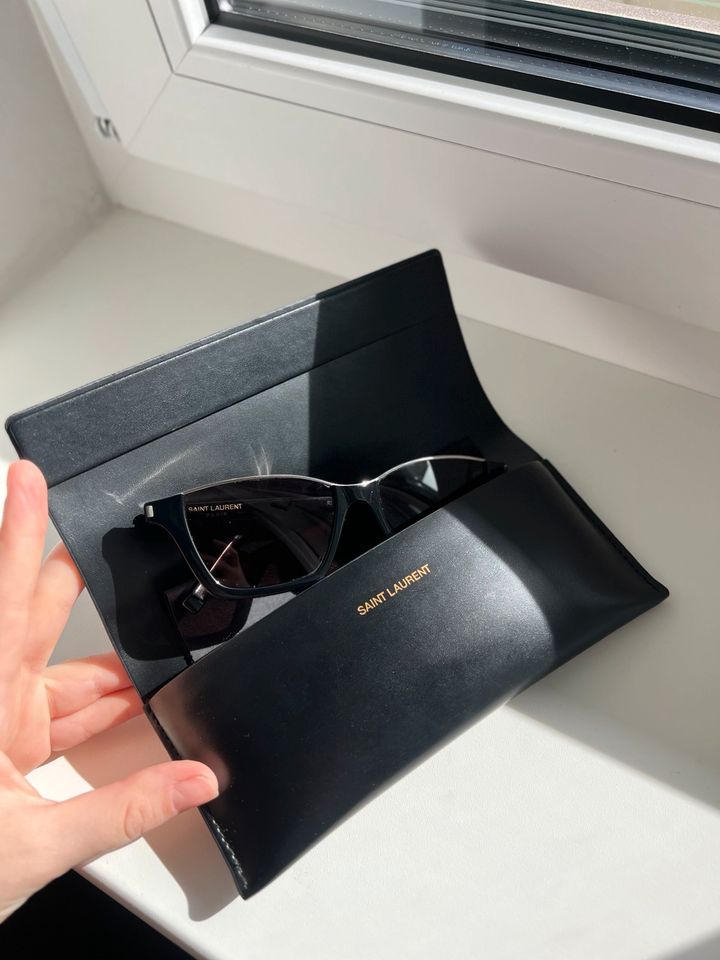 Original YVES SAINT LAURENT SL 365/002 Sonnenbrille Brille in Berlin