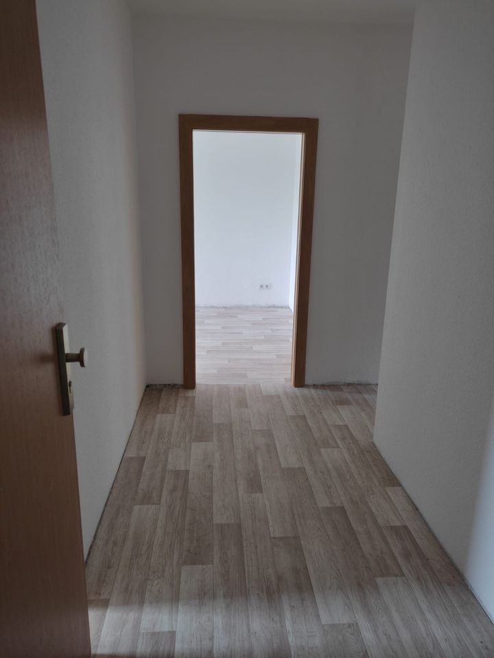 Sanierte 3 Raum Wohnung Am Schalm 2 b Erdgeschoss mit Dusche und Balkon  in Bad Düben in Bad Dueben