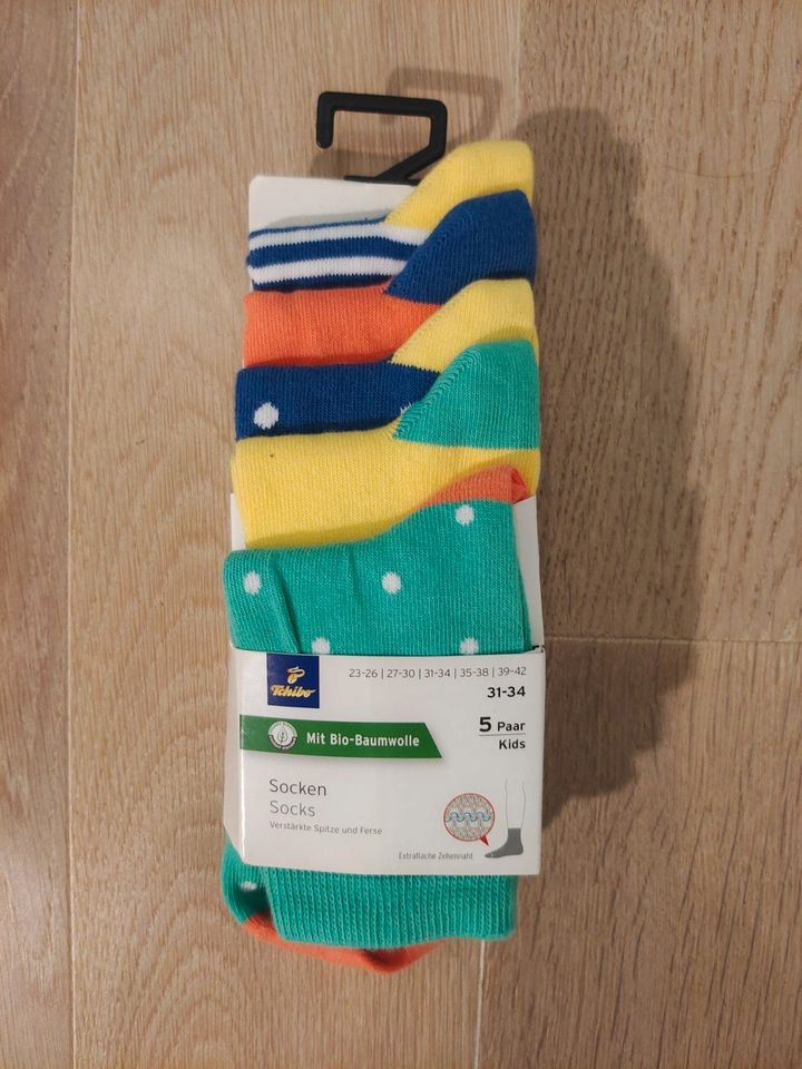 NEU Socken Tchibo Gr 31/34 in Sarstedt