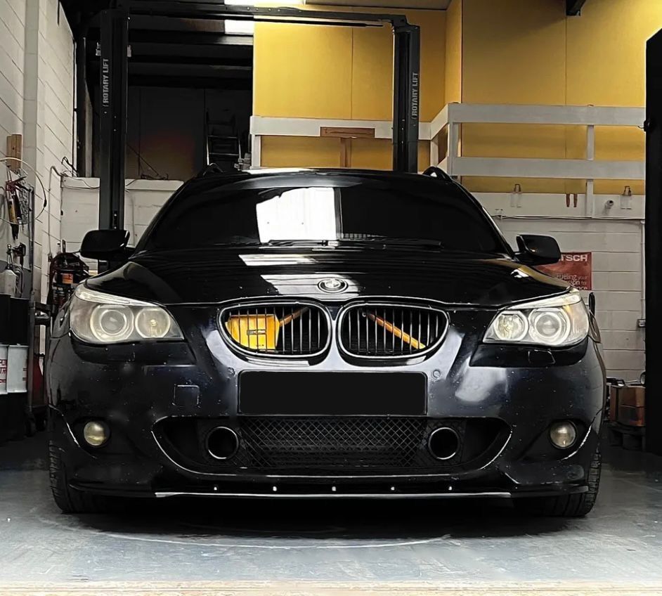 BMW E60/E61 M Paket Gitter Blende Sport Lufteinlass in Niedersachsen -  Weener, Tuning & Styling Anzeigen