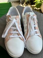 Sneaker von Guess Dresden - Leubnitz-Neuostra Vorschau