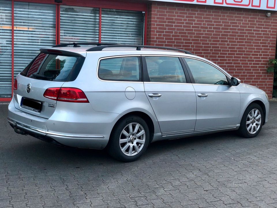 VW Passat B7 Variant 2.0 TDI Blue Motion DSG AUTOMATIK NAVI AHK in Herne