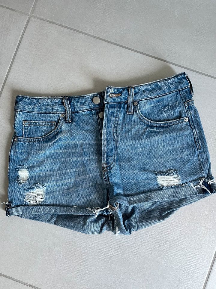 Jeans Shorts H&M in Gladenbach