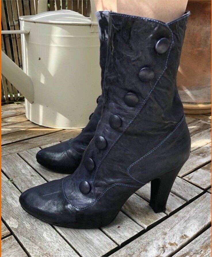 Sacha London Stiefeletten dunkelblau Gr. 38 Plateau High Heels in  Innenstadt - Köln Altstadt | eBay Kleinanzeigen ist jetzt Kleinanzeigen