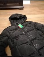 GUESS Winterjacke Daunenjacke Schwarz Glänzend Größe XS *NEU* Hessen - Offenbach Vorschau