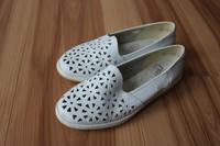 Rieker Schuhe Damen Gr. 4 (Gr. 36 2/3) LEDER cremeweiß NEUWERTIG Hessen - Aßlar Vorschau