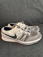 Nike Schuhe Flyknit Trainer 44.5 Berlin - Mitte Vorschau