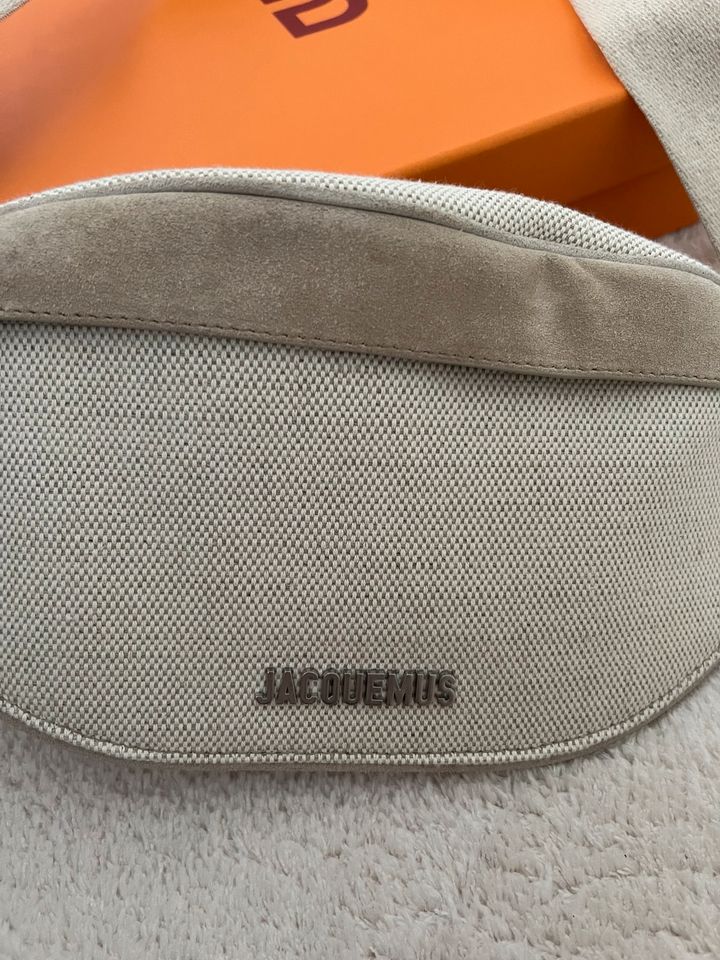 Jacquemus Gürteltasche Unisex La Banane Creme neu in Hamburg