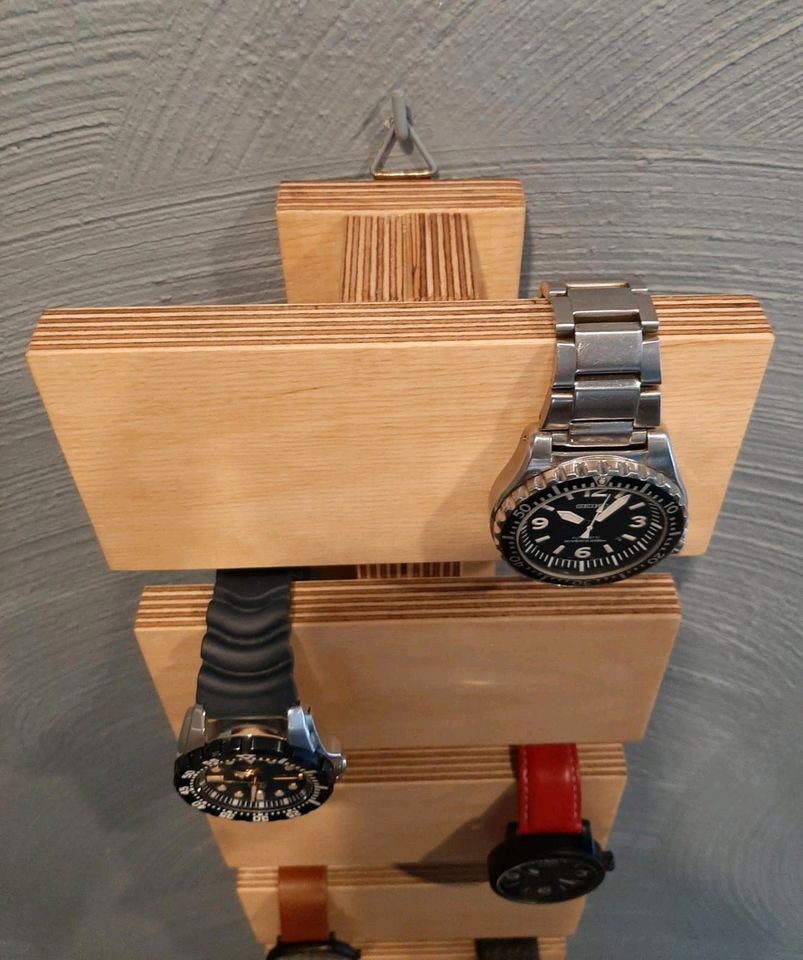 Wandhalterung  Uhren Display Aufbewahrung Seiko Citizen Holz in Quierschied