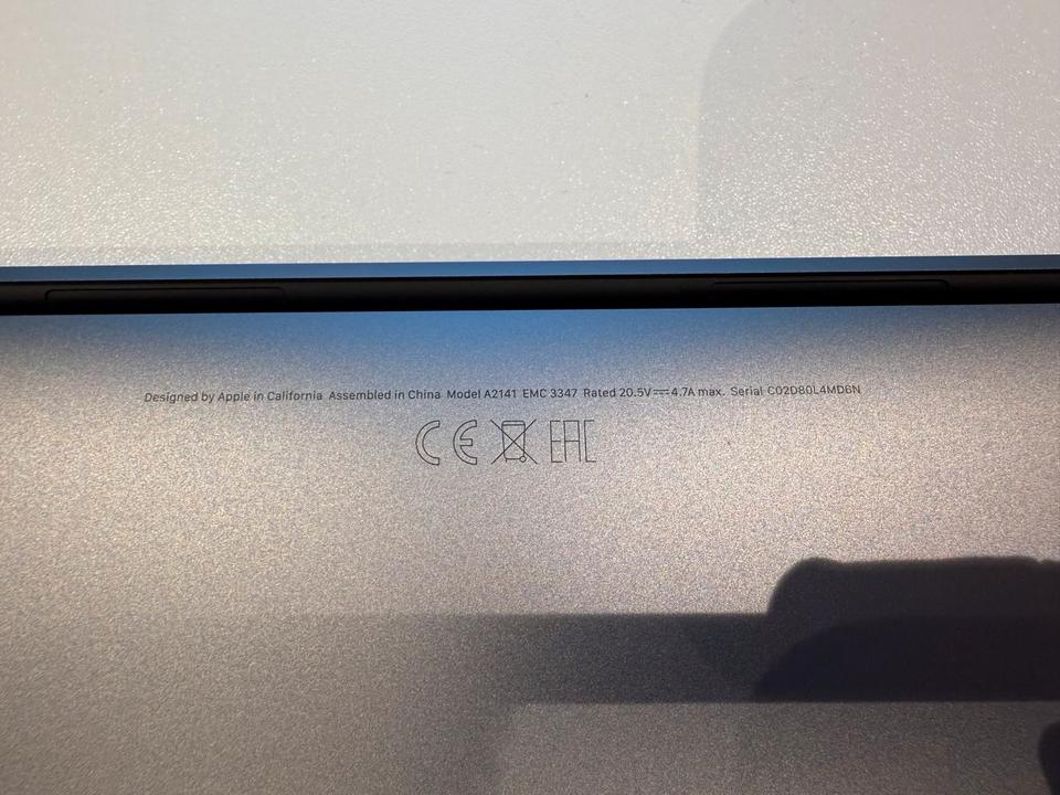 NEU! Apple MacBook Pro 2019 16" Intel i9 2.3 GHz, 16 GB RAM, 1TB in Dürnau