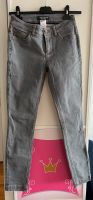 Jeans - Grau - Skinny Dolce&Gabbana, Gr. 34 (ital. 40) Mitte - Tiergarten Vorschau