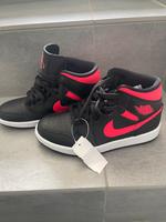 Nike Air Jordan - Schwarz / rot Gr 37,5 Rheinland-Pfalz - Trierweiler Vorschau