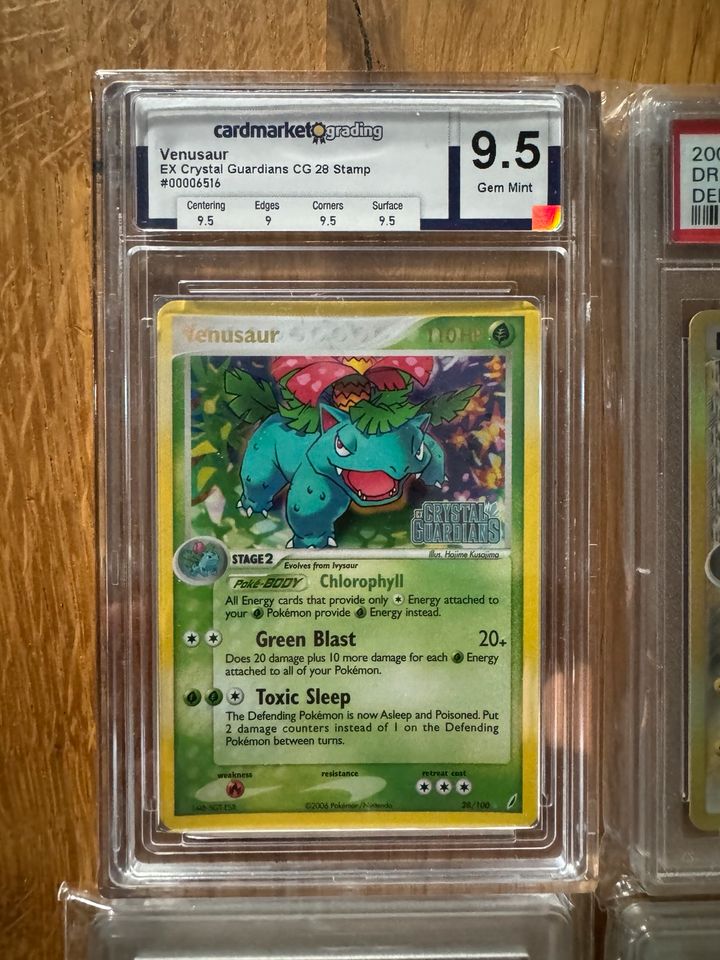 Pokemon Karten graded PSA Venusaur Dragonite EX Delta Species in Sinsheim