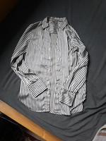 H&M Bluse seidig weiß blau gestreift Stuttgart - Degerloch Vorschau