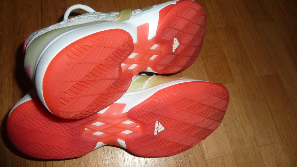 Adidas Adiprene Damen Mädchen Schuhe Gr. 38,5 in Berlin