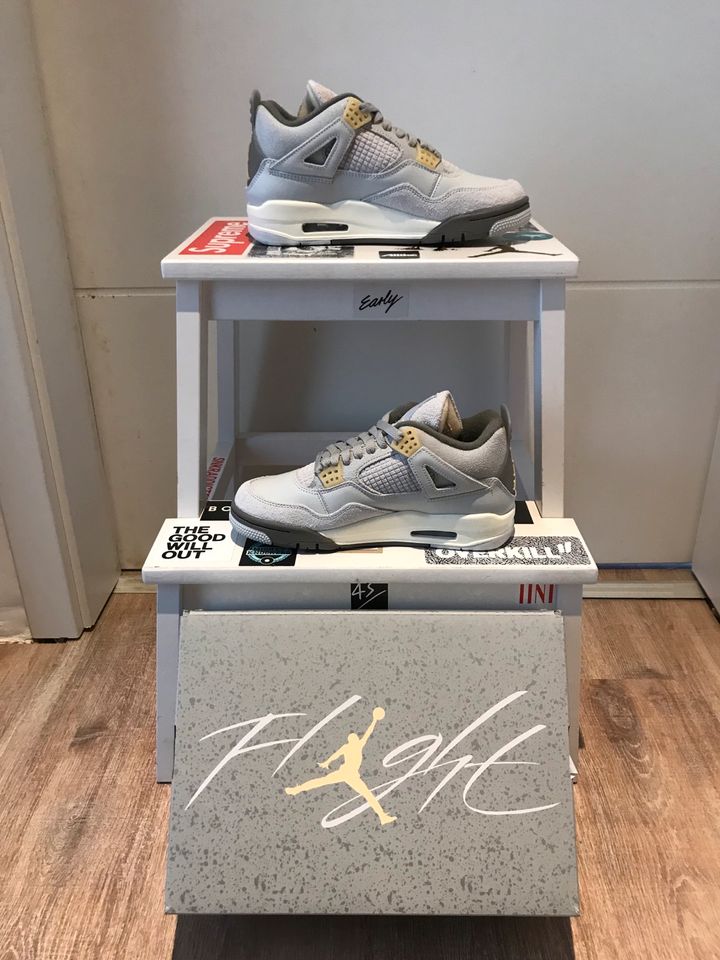 Nike Air Jordan 4 Retro Photon Dust hell grau 39 in Berlin