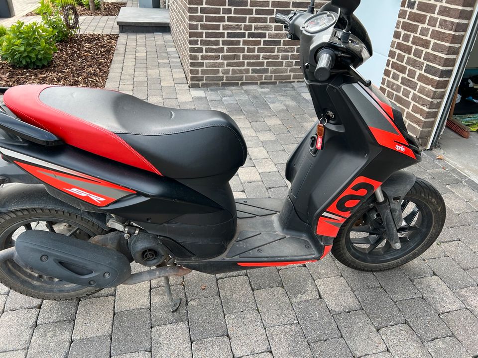 Roller Aprilia SR 50 in Kevelaer