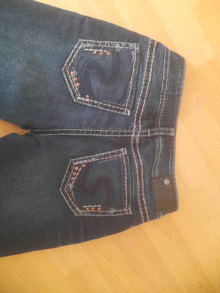 Damen Jeans W28/L32,Silver,neuwertig in Breidenbach (bei Biedenkopf)