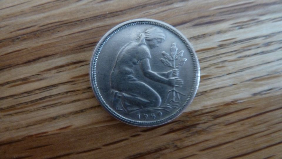 50 Pfennig Münze, Serie F, 1949, sehr selten. in Memmingerberg