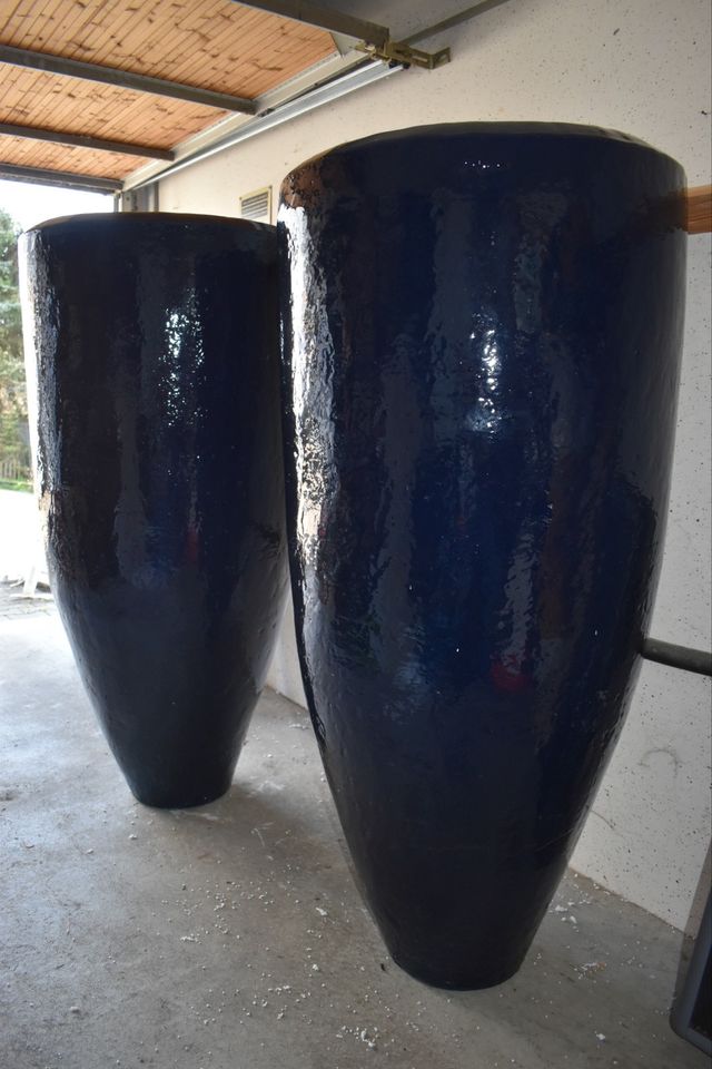 2 Vasen, XXXL - signierte Designer Vasen aus Ton in Birenbach