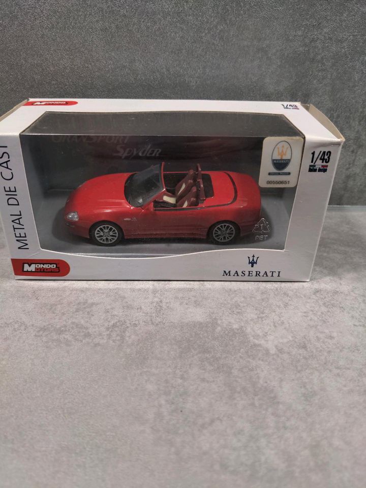 Modellauto Maserati 1/43 in Pohlheim