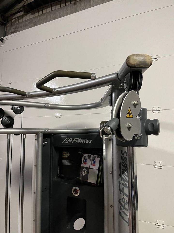Life fitness G7 dual adjustable pulley, multistation , dal in Bocholt