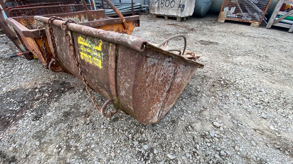 Bagger Schaufel Tieflöffel Beton Abbruch Bauschutt in Bielefeld