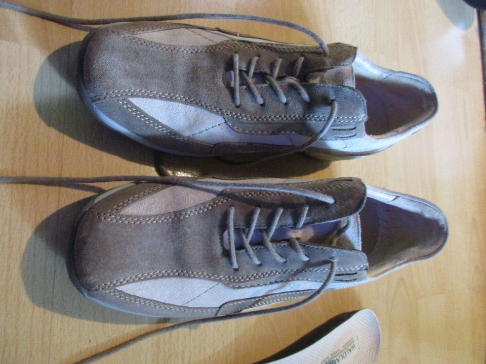 Damen Velour - Schnürschuhe  Gr. 5 1/2 in Merzig