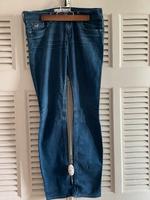 Zwei Hollister Jeans Größe 5R / W27 / L33, blau Köln - Nippes Vorschau