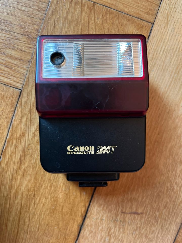 Canon Speedlite 244T in Berlin