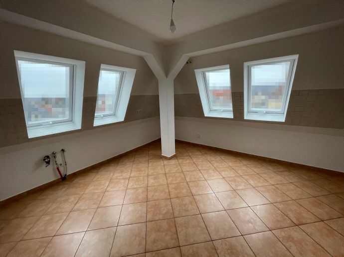 Penthouse-Eigentumswohnung, 4 Raum mit Fahrstuhl und Dachterrasse in Dresden