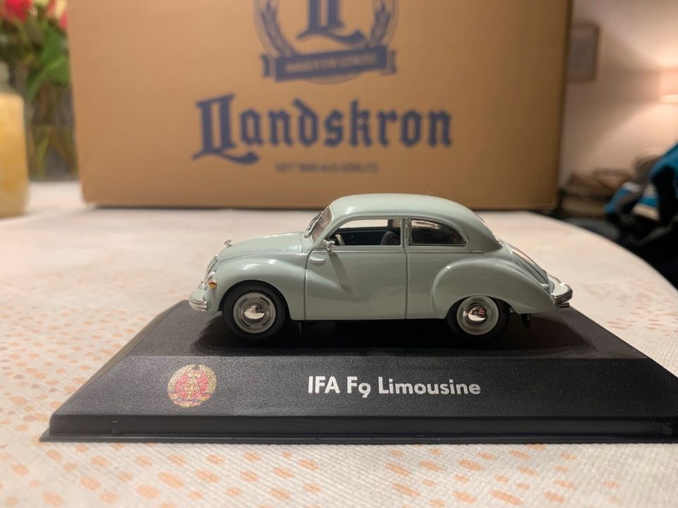 DDR Modellfahrzeug 1:43 IFA F9 Limousine in Görlitz