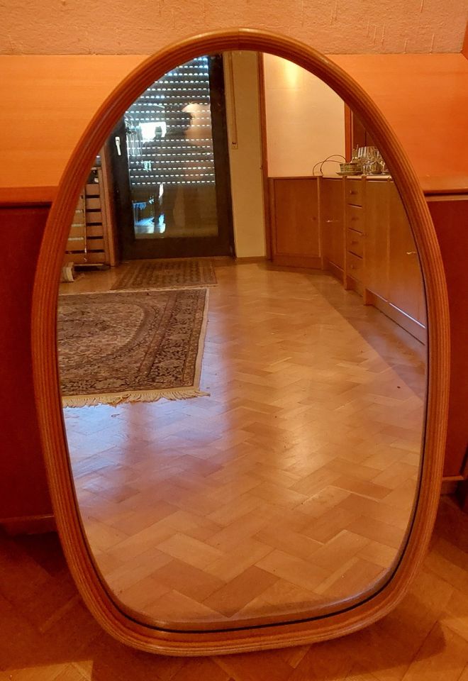 Spiegel Wandspiegel Garderobe Holz oval in Nackenheim