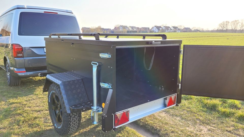 Dachzeltanhänger KT-EB2 Offroad TPV Böckmann Kofferanhänger mit verstärktem Deckel für Dachzelte - Fahrradanhänger - Minicamper - Anhänger in Syke