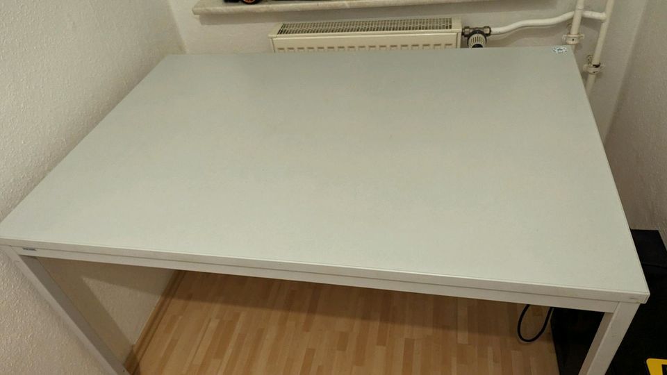 Reiss Schreibtisch Büro 120 X 80 X 72 cm in Leipzig