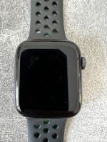 Apple watch SE NİKE 44MM Aluminium case (SİM KARTE) Nordrhein-Westfalen - Lüdenscheid Vorschau