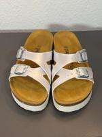 Palado Damen Pantoletten Sandalen Metallic Silber 41 Neu Nordrhein-Westfalen - Hilden Vorschau