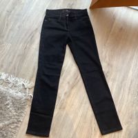 Brax neuwertige Jeans Schwarz Gr. 36 K 27/30 eher 34 Bochum - Bochum-Ost Vorschau