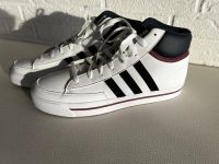 Adidas Sportschuhe Gr. 46 NEU Niedersachsen - Hildesheim Vorschau