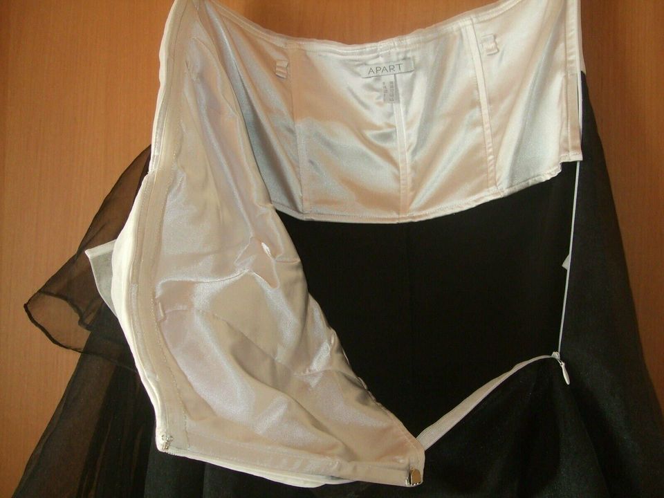 Abendkleid-Cocktailkleid, schwarz-creme mit Schleife, Gr. 38 in Weyhe