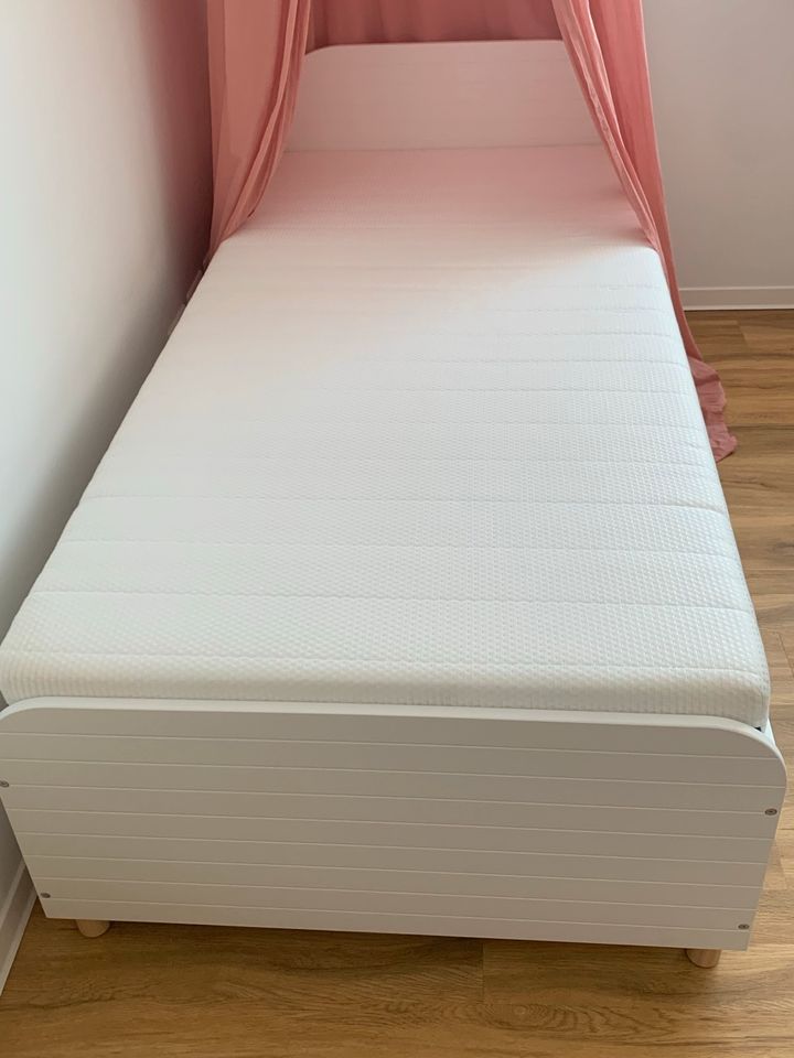 Vertbaudet Kinderbett mit Bettkasten MARIN weiß 90x190 neu in Leipzig