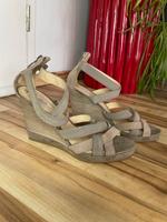 Damen Schuhe Geox Größe 38 Riemen Pumps Sandalen Absatz braun Niedersachsen - Bassum Vorschau
