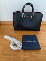 Handtasche Tasche Tommy Hilfiger schwarz Bayern - Waldkirchen Vorschau