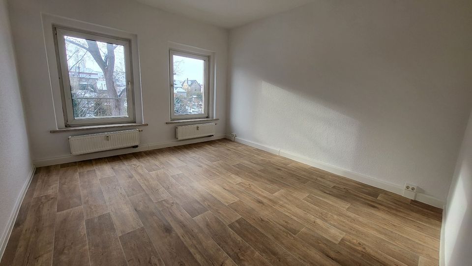 RESERVIERT!3-Zimmer-Wohnung im 1.OG mit Tageslichtbad! in Bad Duerrenberg