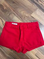 Zara Shorts rot S/M, kurze Hose Nordrhein-Westfalen - Mönchengladbach Vorschau