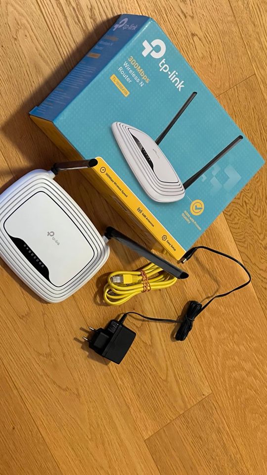 TP-Link Wireless N Router WR841N 300Mbps in Wiernsheim