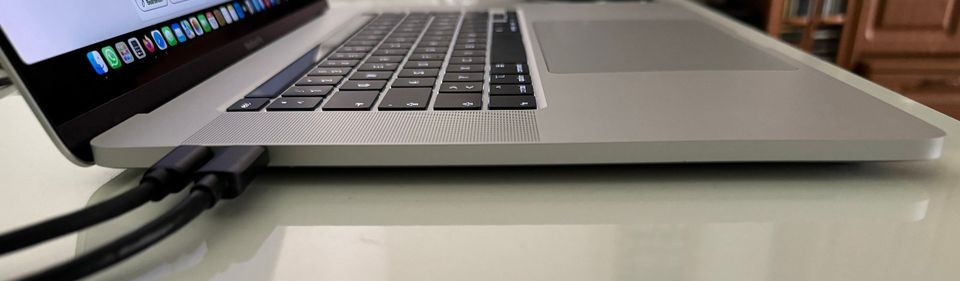 MacBook Pro 16" Retina, 512GB SSD, Intel Core i7, 16GB, Garantie in Osnabrück