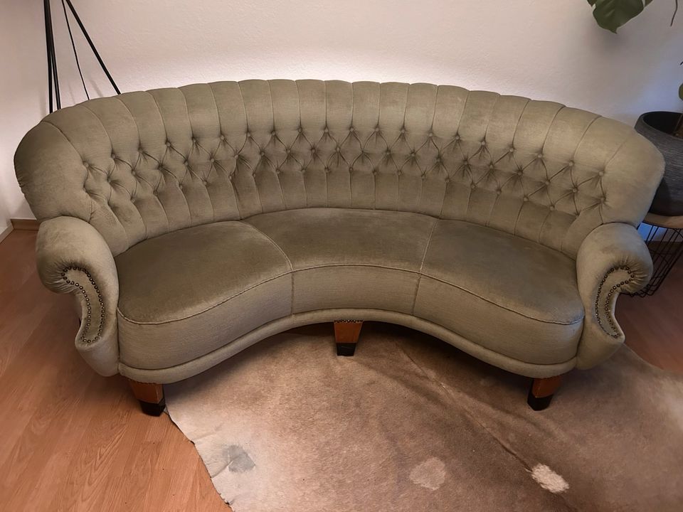 Charlston Sofa Couch Rundsofa Retro grün Chesterfield in Centrum