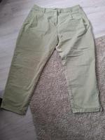 2 Hosen Esprit in Gr. 44 Hellgrün Preis je Hose Hessen - Rosenthal Vorschau